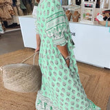 MANA | ROBE MIDI FLORALE CHIC À COL EN V