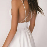 Elara - Robe Minimaliste Élégante